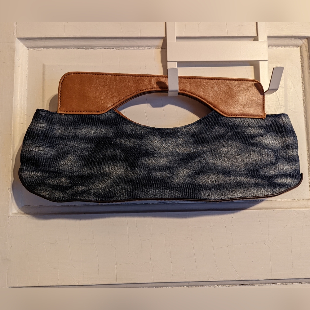 Purse - Picture 2 of 6